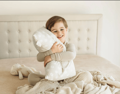 Creating a Gentle and Balanced Daily Routine for Your Baby